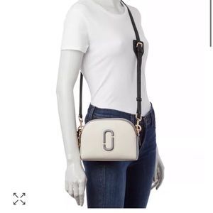 😍 Marc Jacobs Shutter Leather Crossbody 🤩